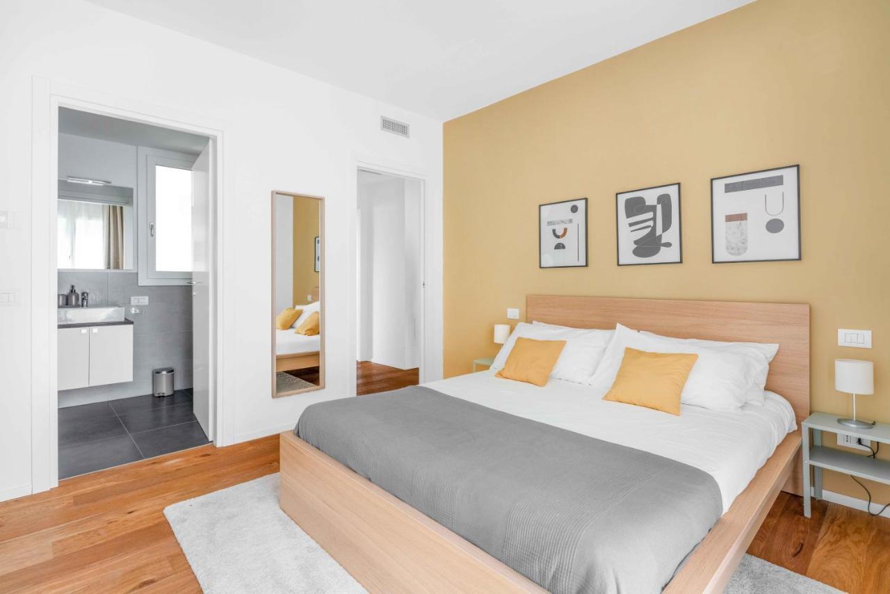 Modern With Terrace & Garage By Ndp Rent Apartment มิลาน ภายนอก รูปภาพ