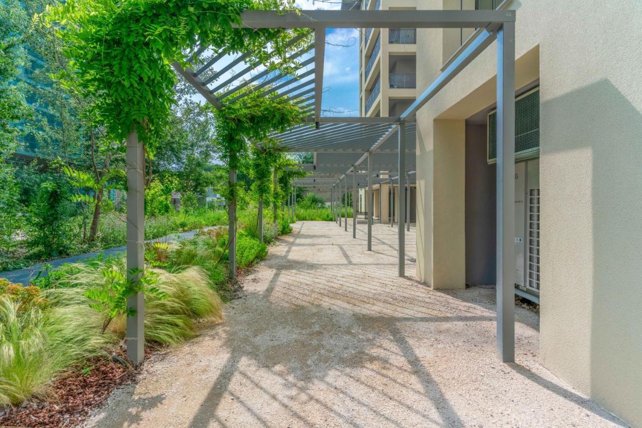 Modern With Terrace & Garage By Ndp Rent Apartment มิลาน ภายนอก รูปภาพ